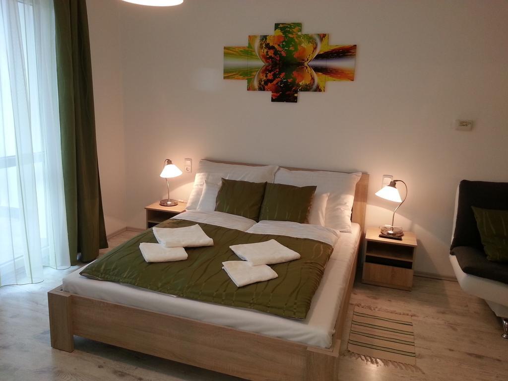 Downtown Apartment Miskolc Exterior foto