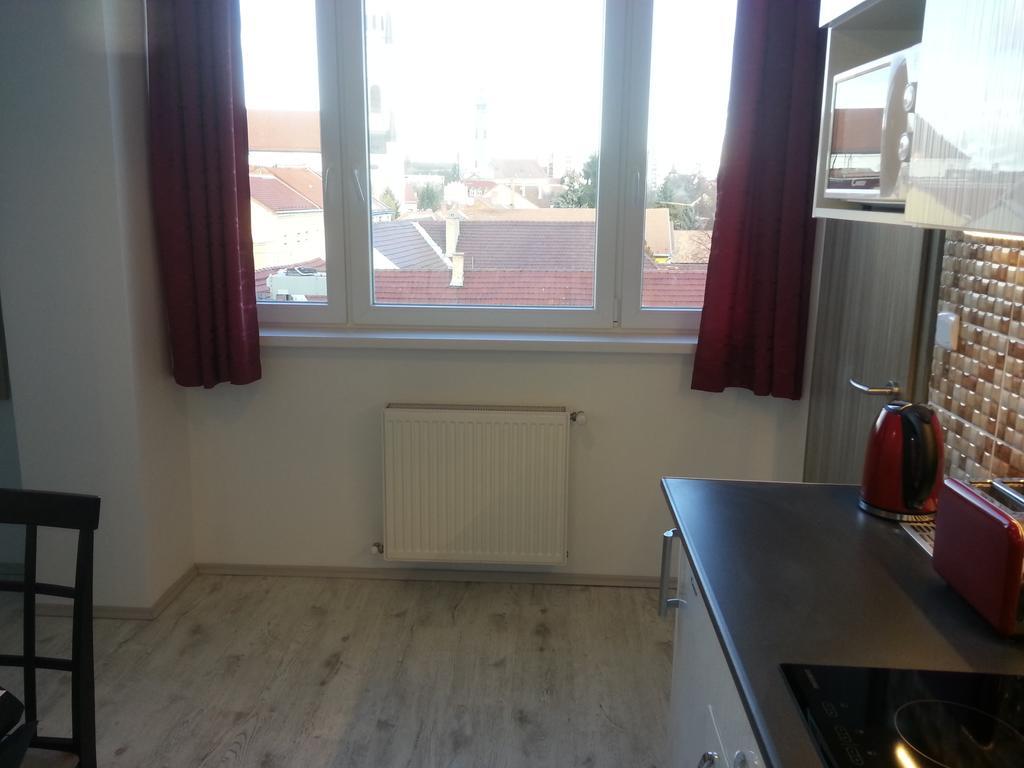 Downtown Apartment Miskolc Exterior foto