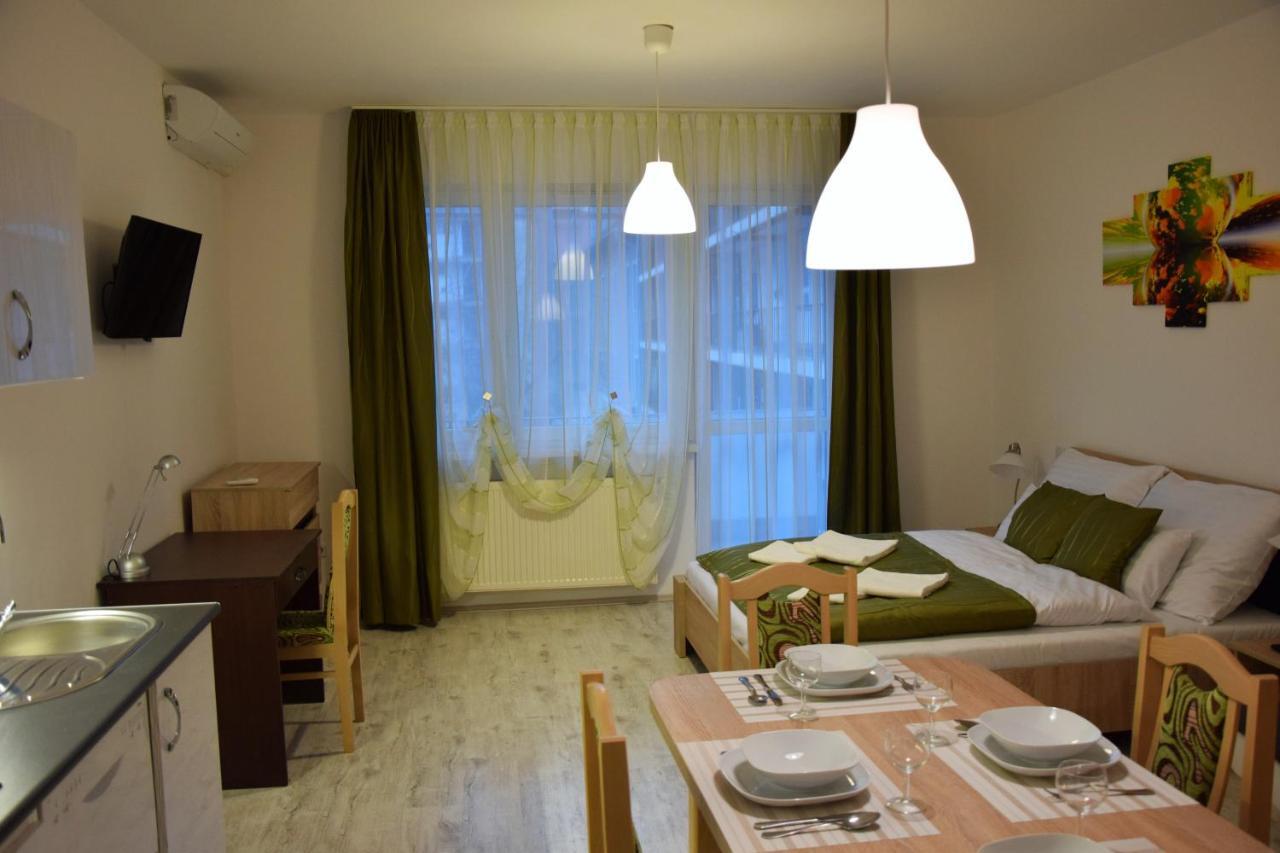 Downtown Apartment Miskolc Exterior foto