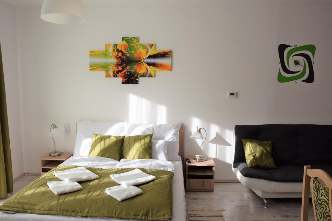 Downtown Apartment Miskolc Exterior foto